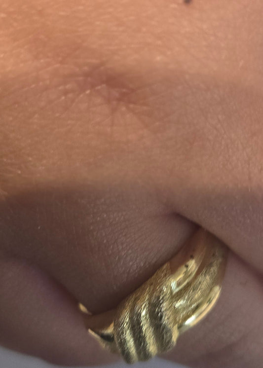 Yellow Gold Ring 18K (2cm) – Elegant 18K yellow gold ring, 2cm size, timeless and classic.